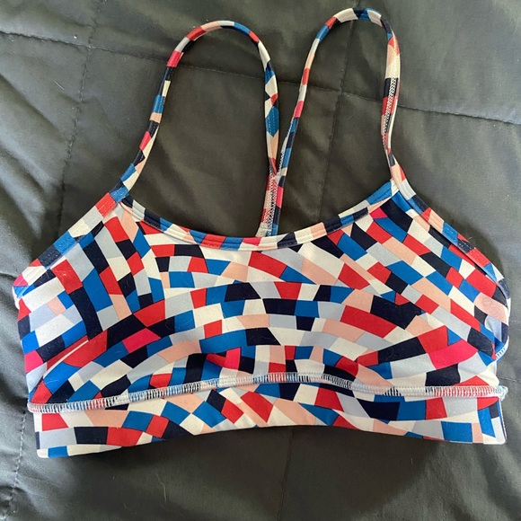 Lululemon y bra - Picture 1 of 2